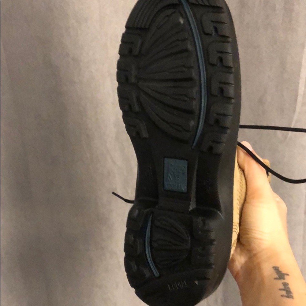 Protective boots - Picture 4 of 6